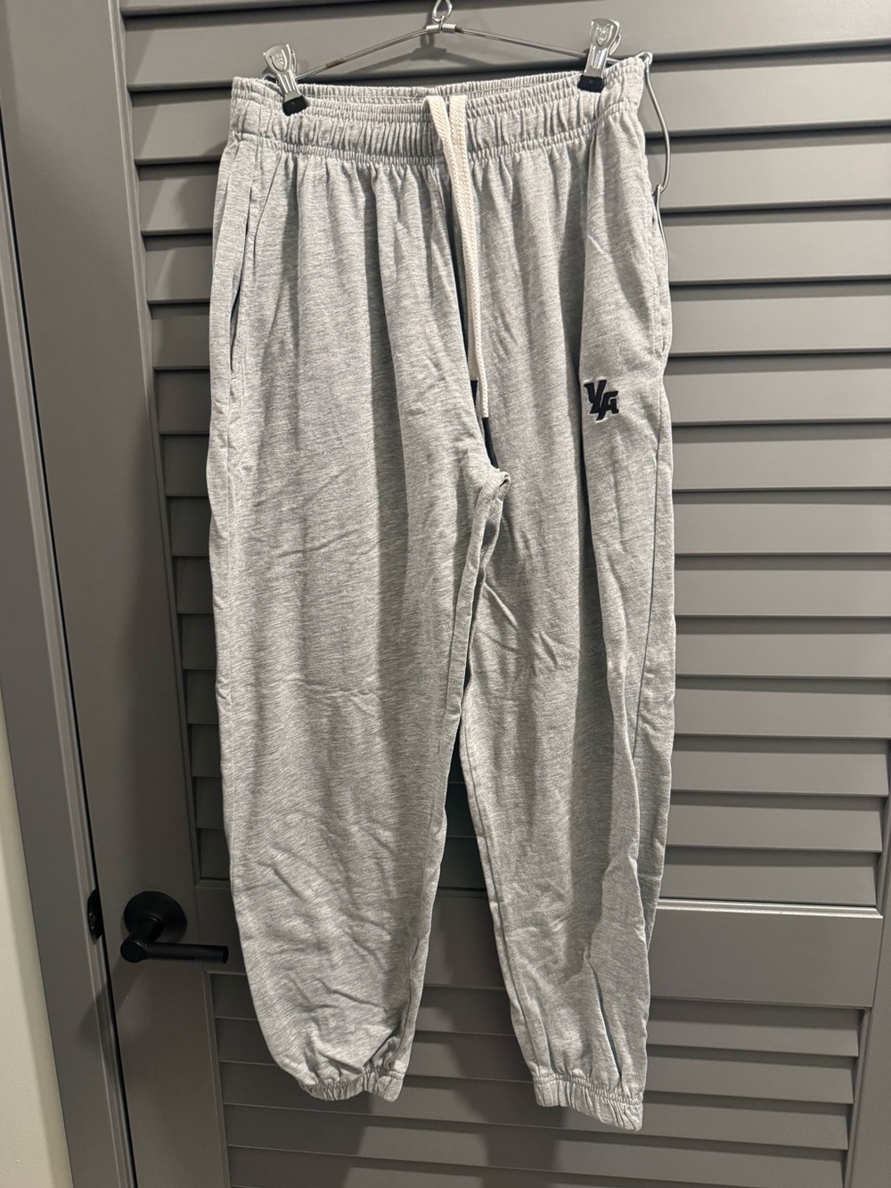 Light Gray Sweatpants youngla